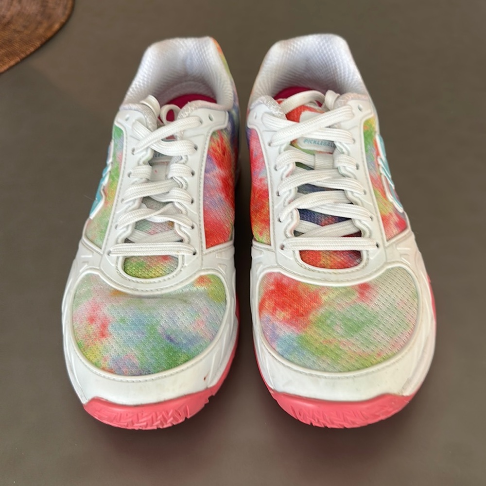 Womens Fila Volley Zone Pickleball sneakers size 8.5 tie dyed like new condition
